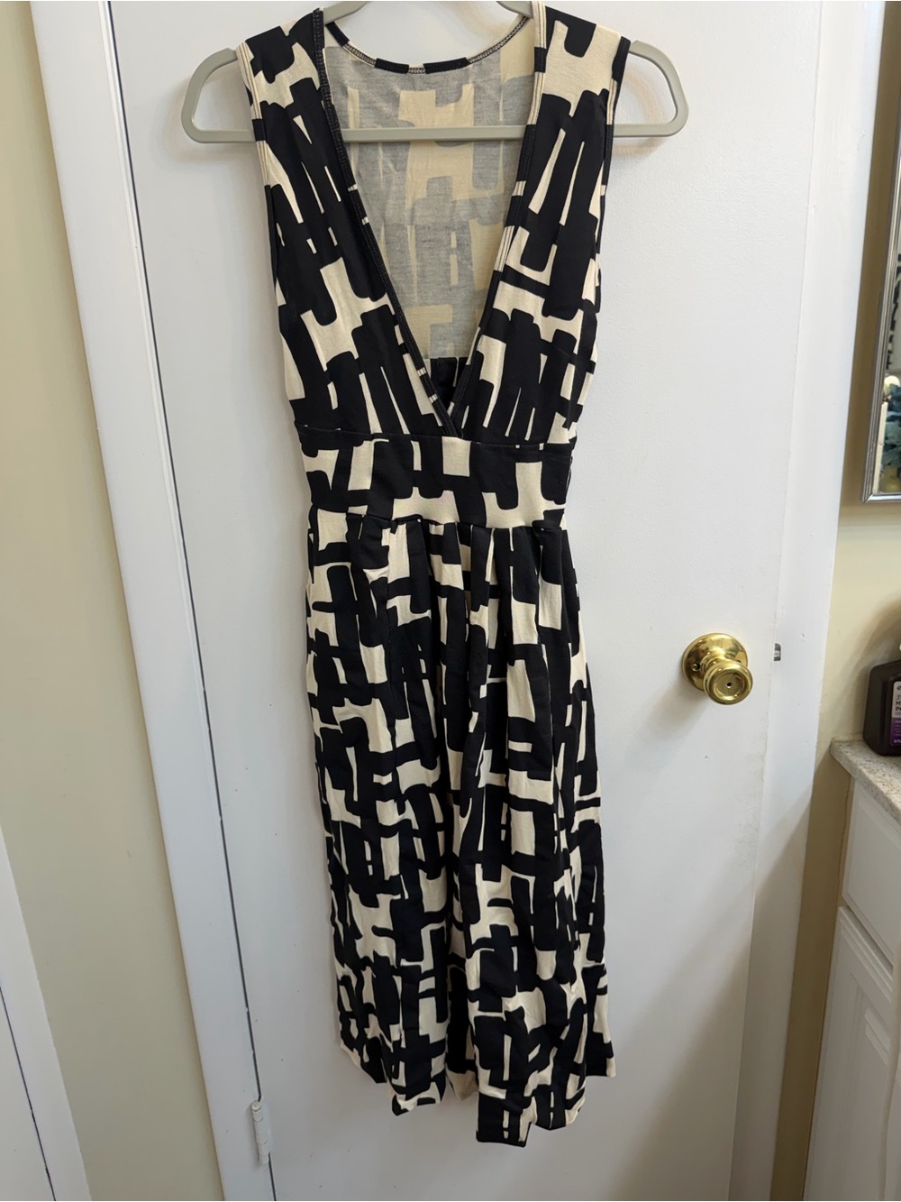 Rachel Pally Black and Cream Graphic V-Neck Midi Dress
